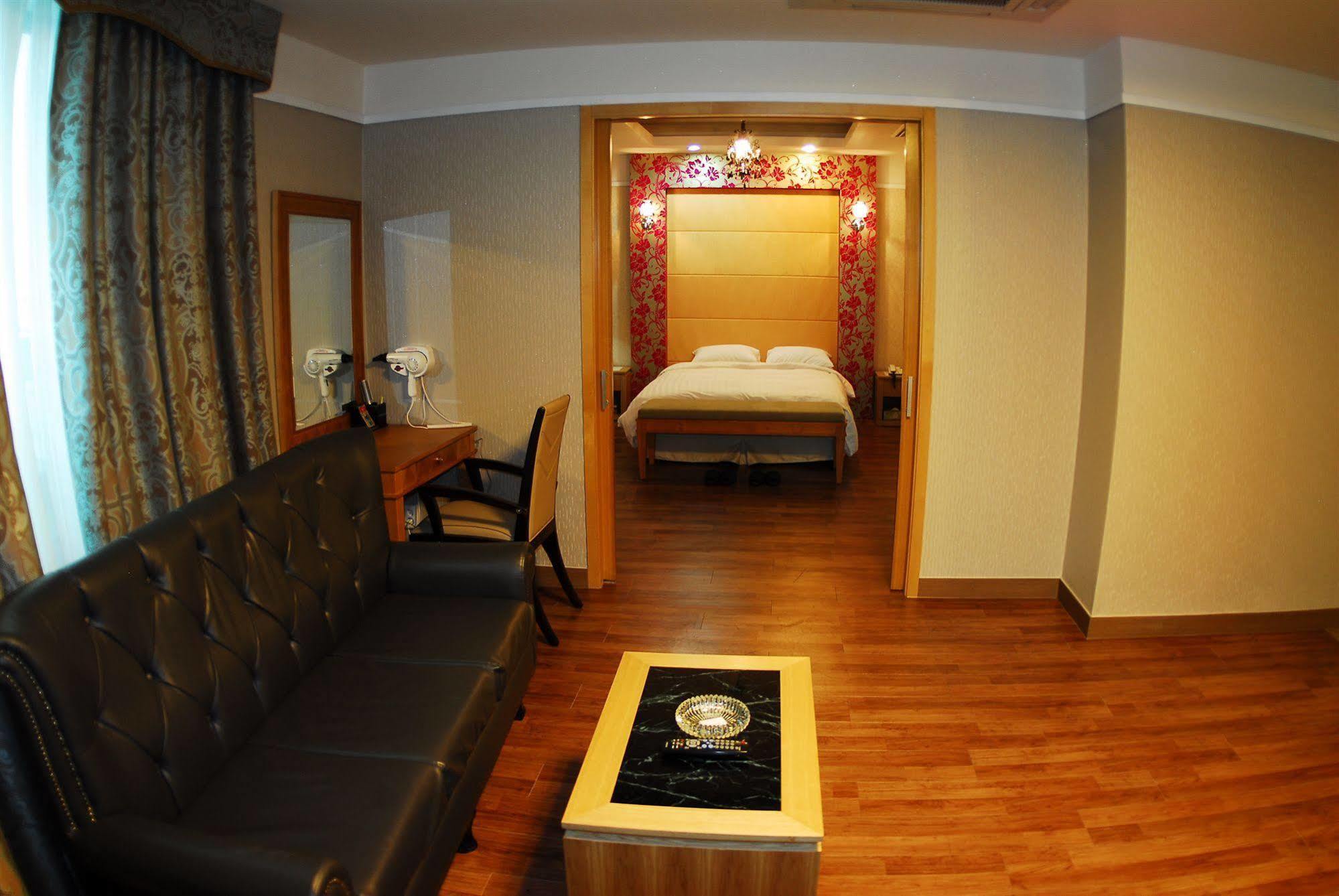 Tae Pyeong Yang Hotel Ansan Exteriér fotografie